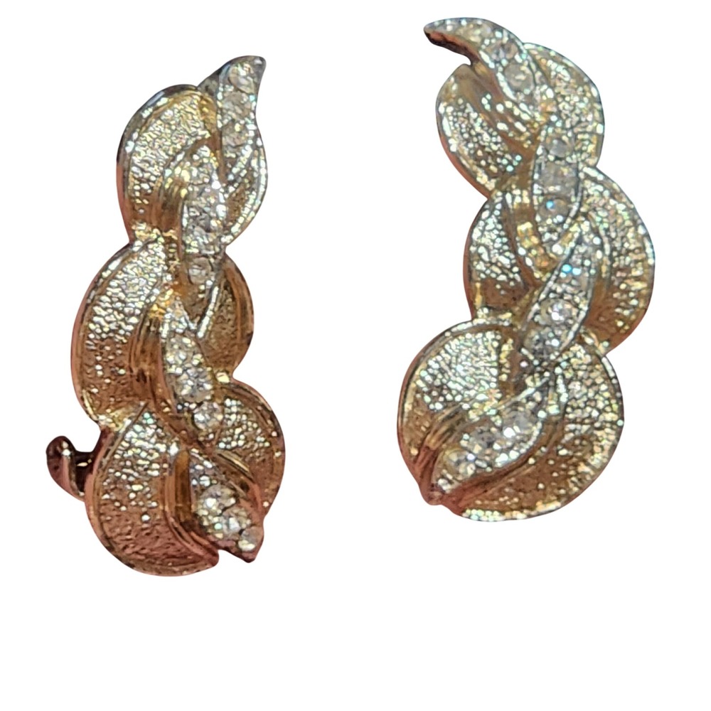 Kramer Vintage Gold Tone Textured Leaf Clip On Earrings Curved Statement‎